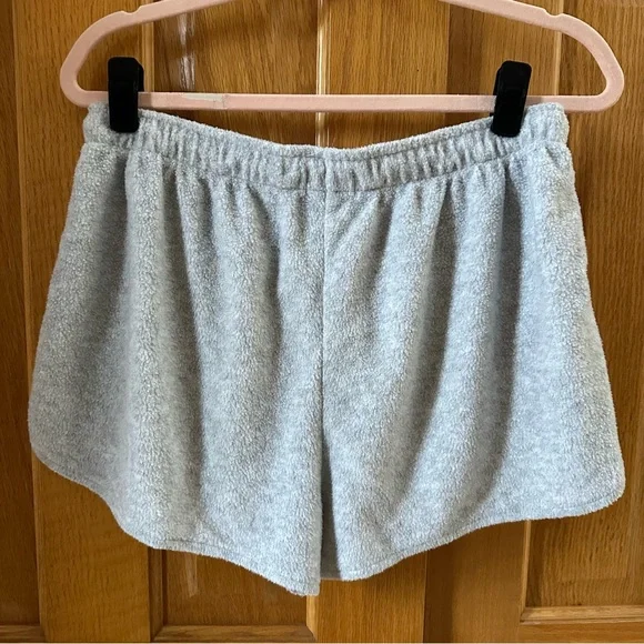 Colsie Fleece Shorts - Picture 2 of 6
